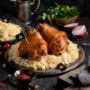 Рульки свиные с капустой