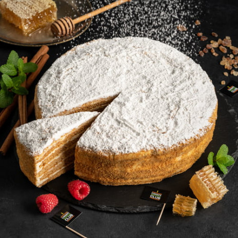 Торт «Медовик­»