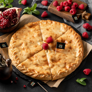 Осетинский пирог с малиной