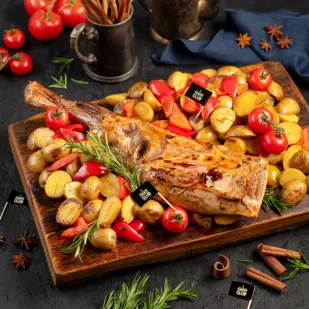 Нога баранья на банкет