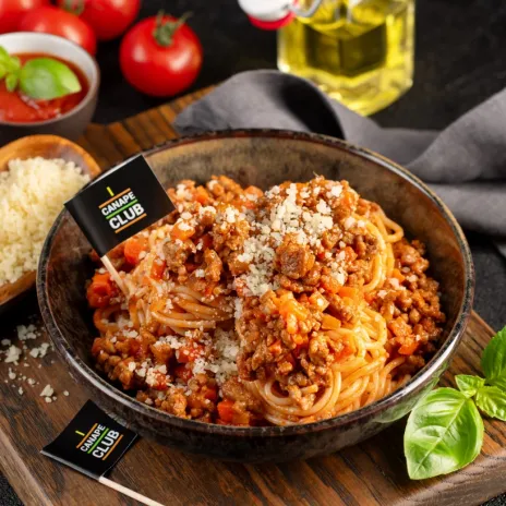 Спагетти под соусом Болоньезе