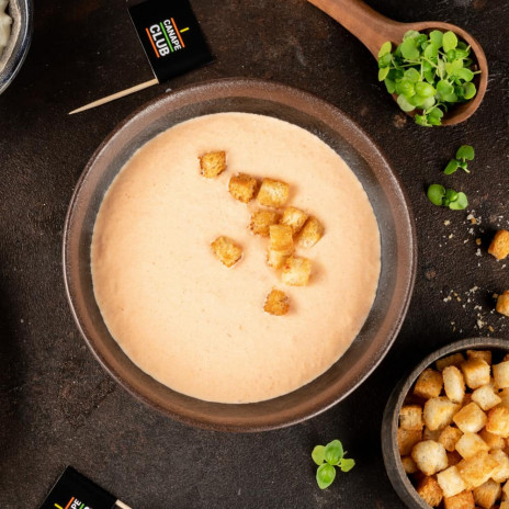 Суп-пюре из тыквы с гренками